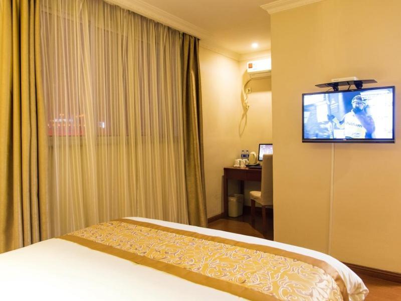 Greentree Inn Jiangsu Taizhou Jingjiang Bus Station Express Hotel Esterno foto