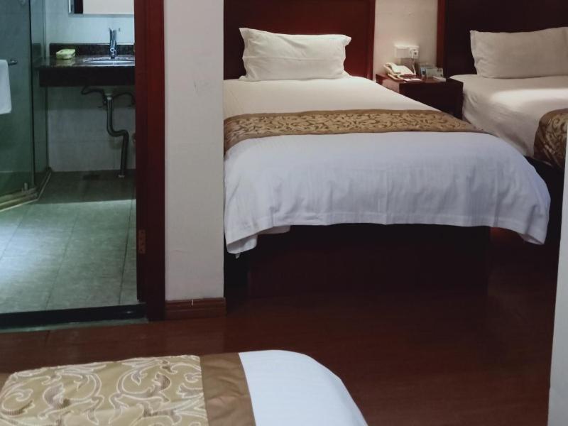 Greentree Inn Jiangsu Taizhou Jingjiang Bus Station Express Hotel Esterno foto