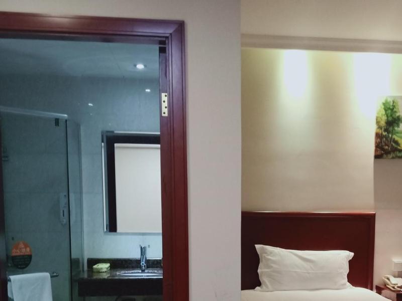 Greentree Inn Jiangsu Taizhou Jingjiang Bus Station Express Hotel Esterno foto